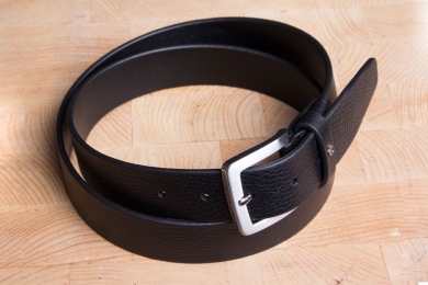 <h5>2063 35</h5><p>Belt "Feeling" in black and brown. Width 3,5 cm and length available till 110 cm. Description: Moulded and shortable</p>