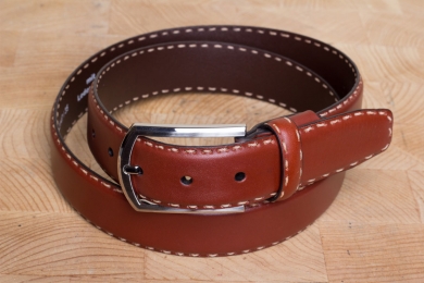 <h5>2147 35</h5><p>Belt "Vachetta" in black and cognac. Width 3,5 cm and length available till 110 cm. Description: Moulded, contrast stitched and shortable																	</p>