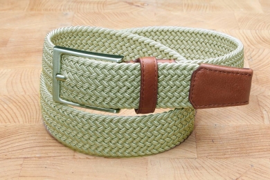 <h5>2193 35</h5><p>Gürtel "Braidy" in schwarz, braun, dunkelblau und beige. 3,5 cm breit und bis 115 cm verfügbar. 																	</p>